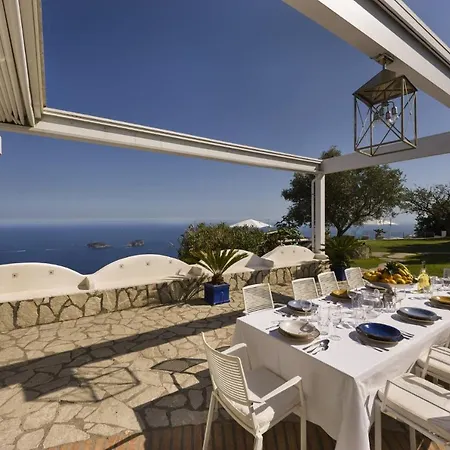 Sleeps 8 Pool Air Con Villa *